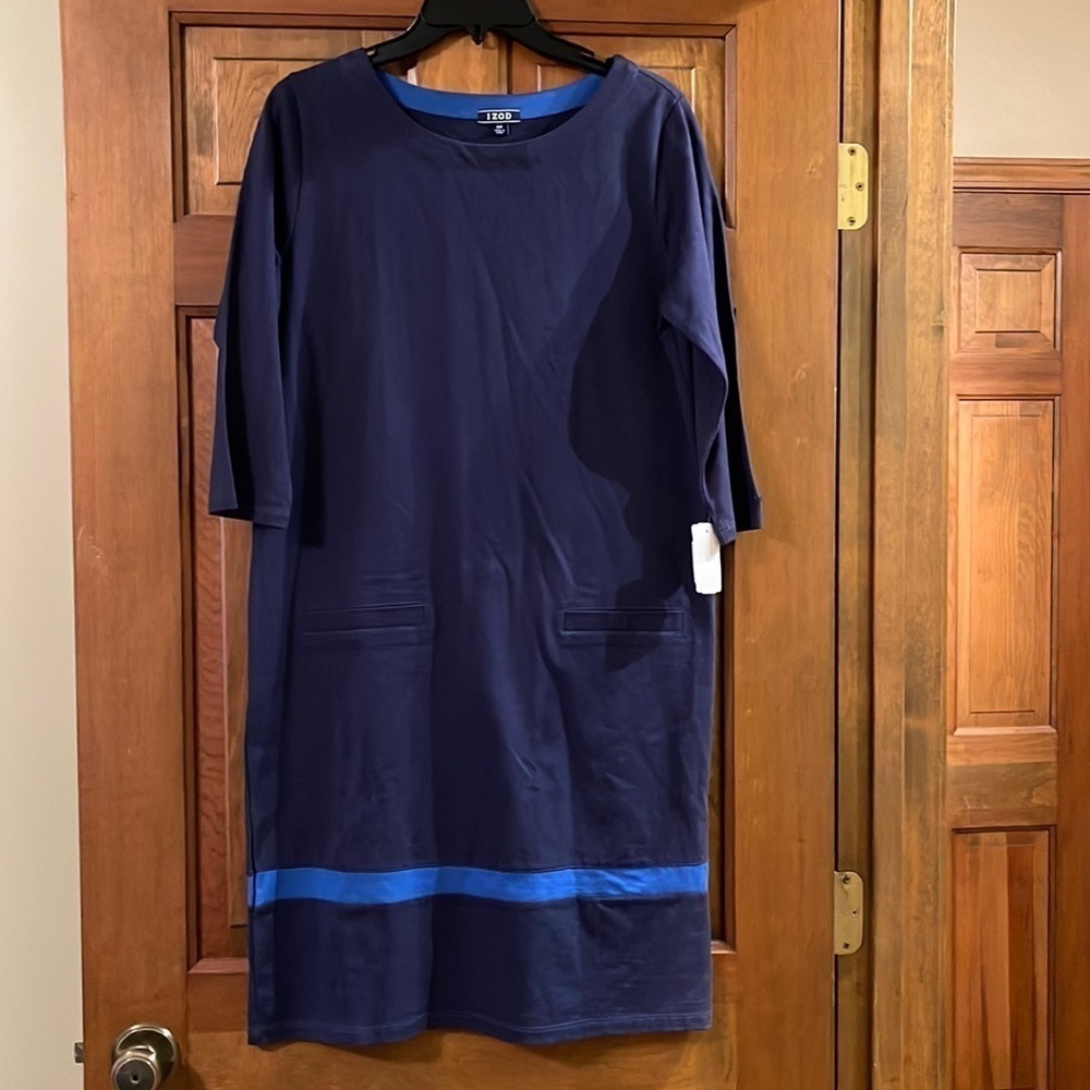 NWT Izod Navy and Blue Dress Size Small - Picture 1 of 4